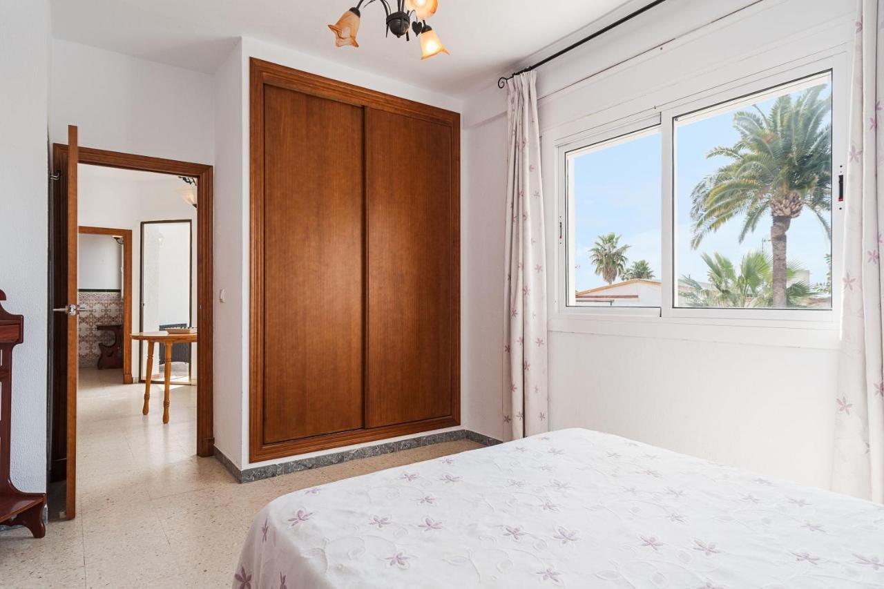 Apartamento Junto A La Playa En El Centro Conil De La Frontera Exterior photo